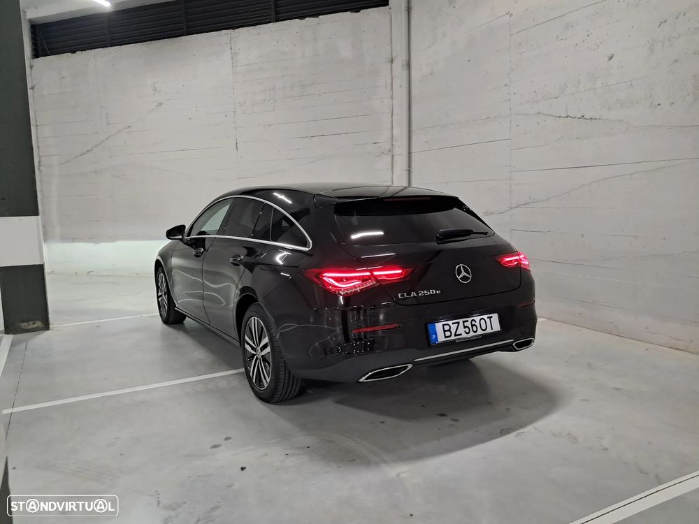 Mercedes-Benz CLA 250 e Shooting Brake 8G-DCT Progressive Line Advanced - 4