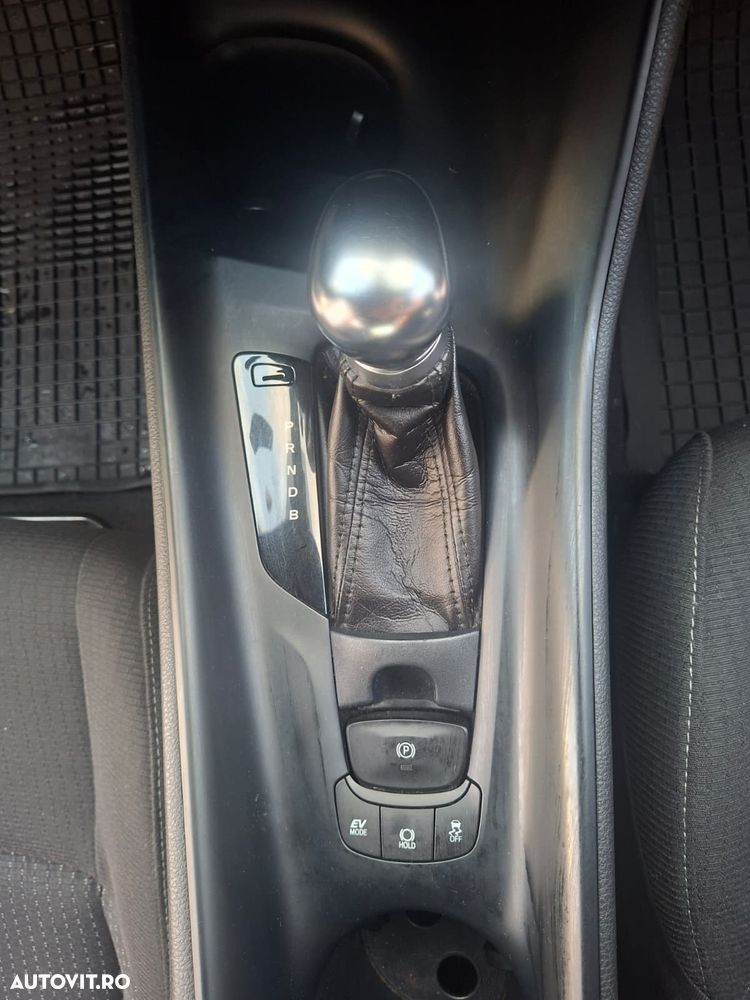 Toyota C-HR - 14