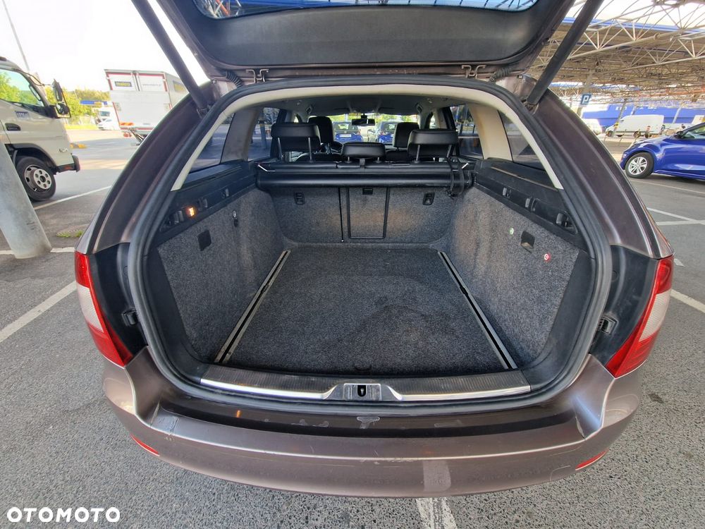 Skoda Superb 3.6 FSI 4x4 Elegance DSG - 2