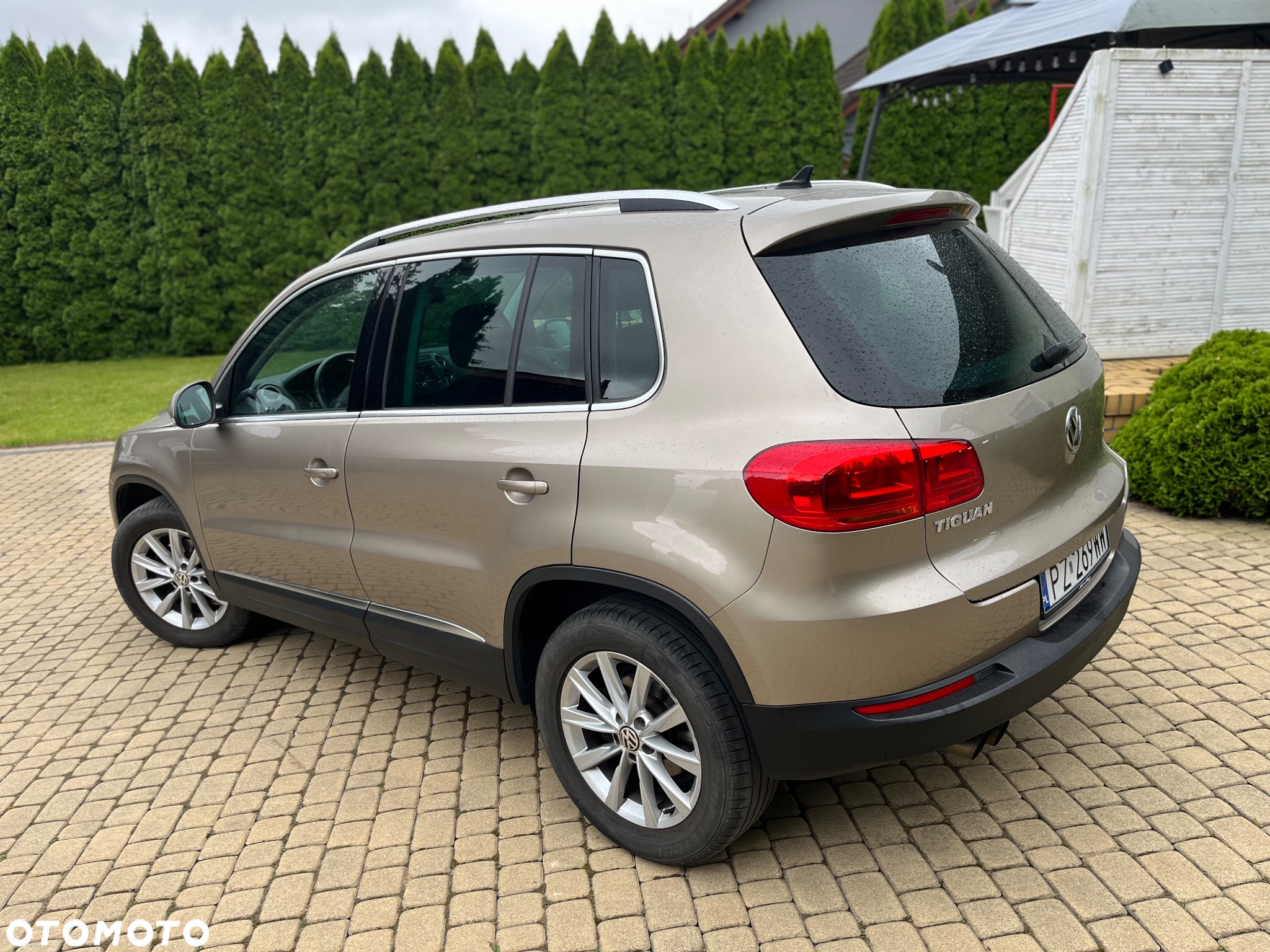 Volkswagen Tiguan 1.4 TSI BlueMotion Technology Exclusive - 2