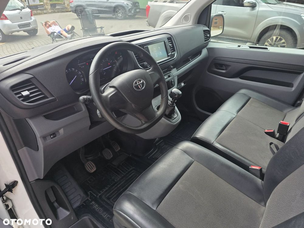 Toyota ProAce Kombi D-4D Medium 2,7t - 16