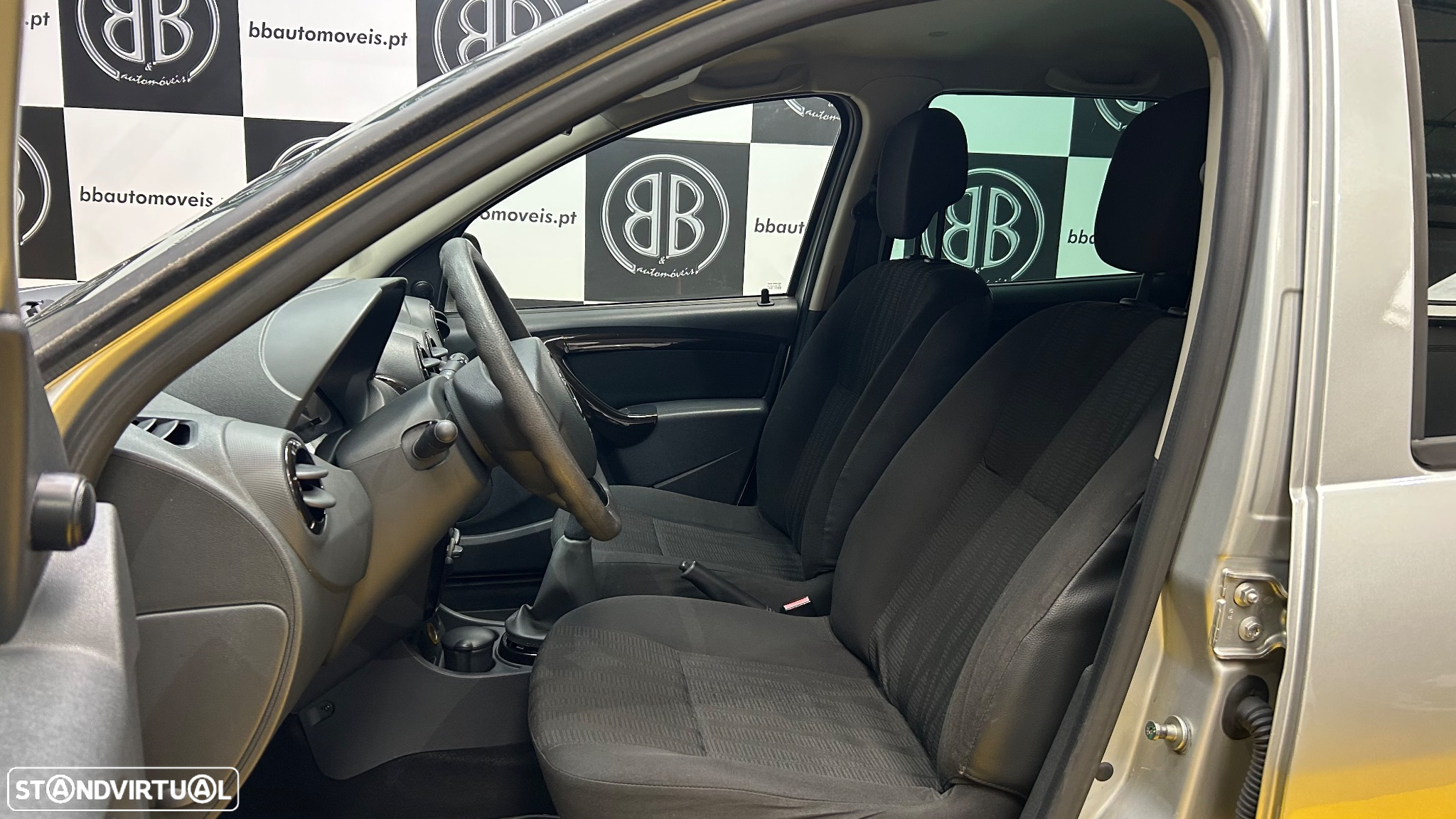 Dacia Duster 1.5 dCi Confort - 8