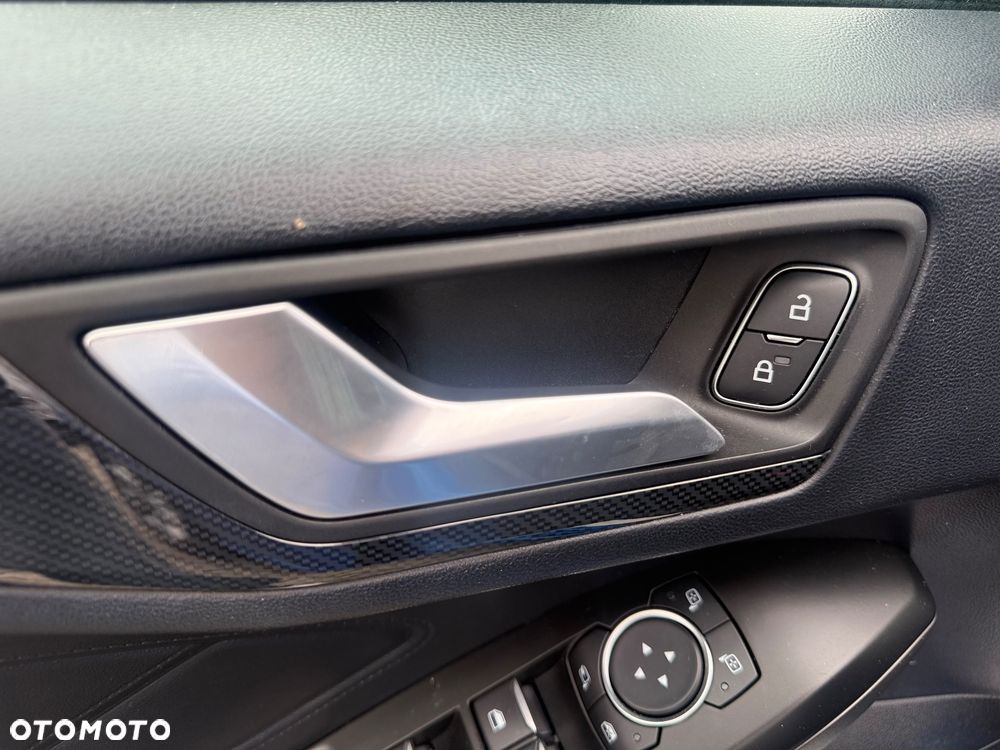 Ford Focus 1.5 EcoBlue Start-Stopp-System ST-LINE - 21