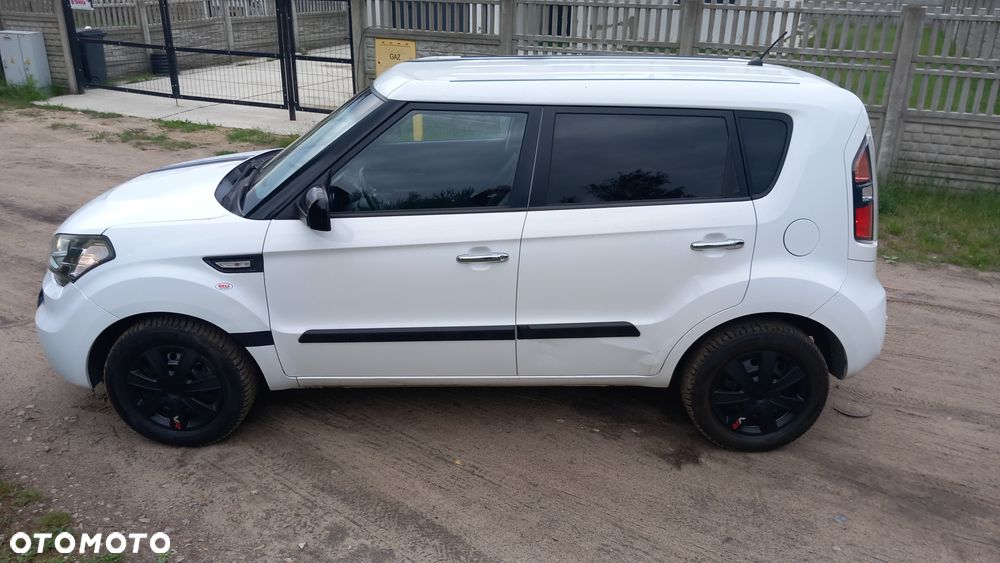 Kia Soul 1.6 CRDI White Collection - 12