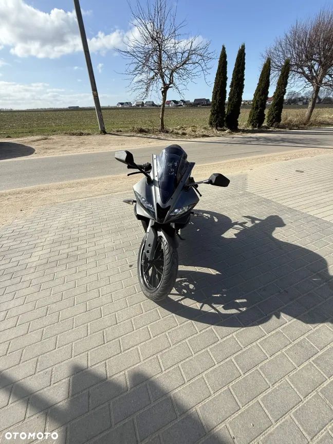 Yamaha YZF - 15