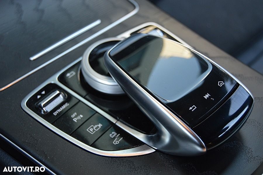 Mercedes-Benz C 300 e 4MATIC 9G-TRONIC AMG Line - 24