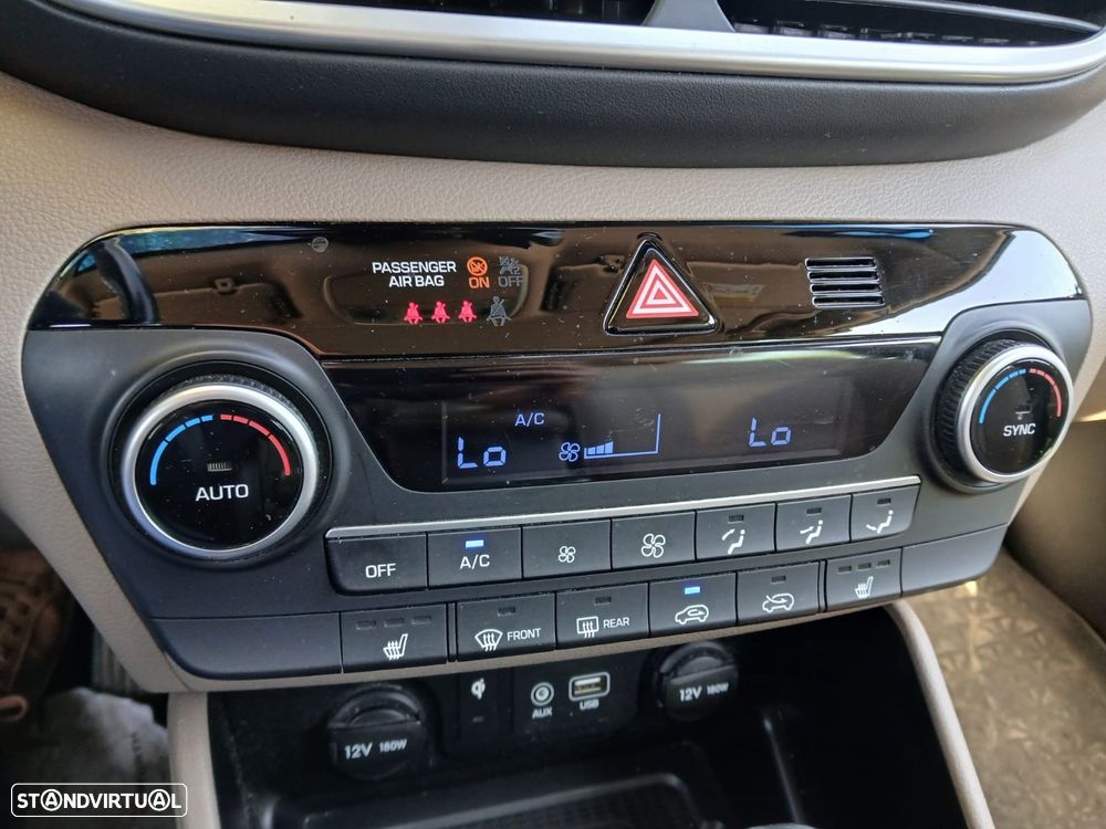 Hyundai Tucson 1.6 CRDi Premium +P.Pe.+P.Style Plus - 16