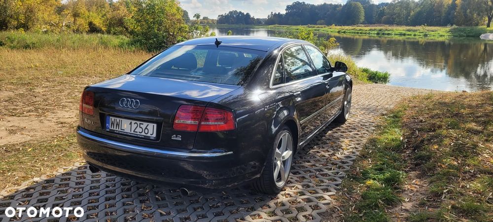 Audi A8 - 2