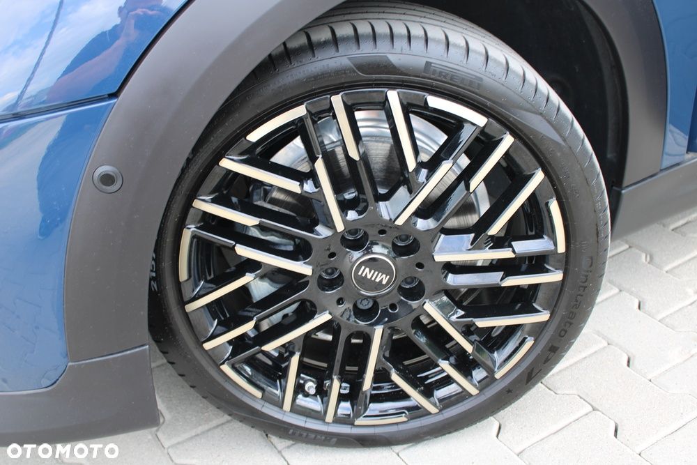 MINI Cooper S Favoured Trim - 23