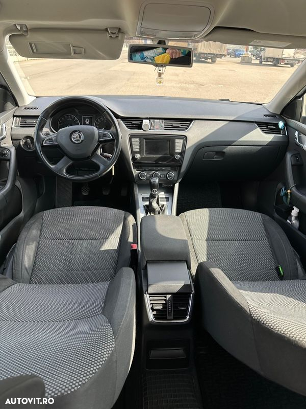 Skoda Octavia 1.6 TDI Greenline - 5