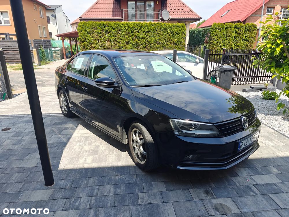 Volkswagen Jetta 2.0 TDI DPF BMT Trendline - 2