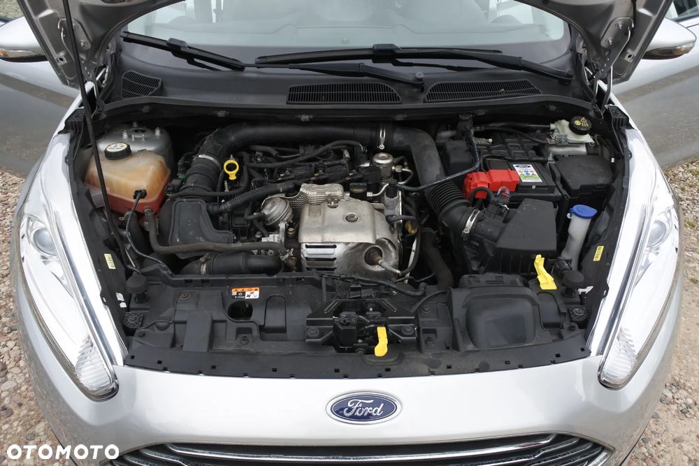 Ford Fiesta 1.0 EcoBoost S&S TITANIUM - 31
