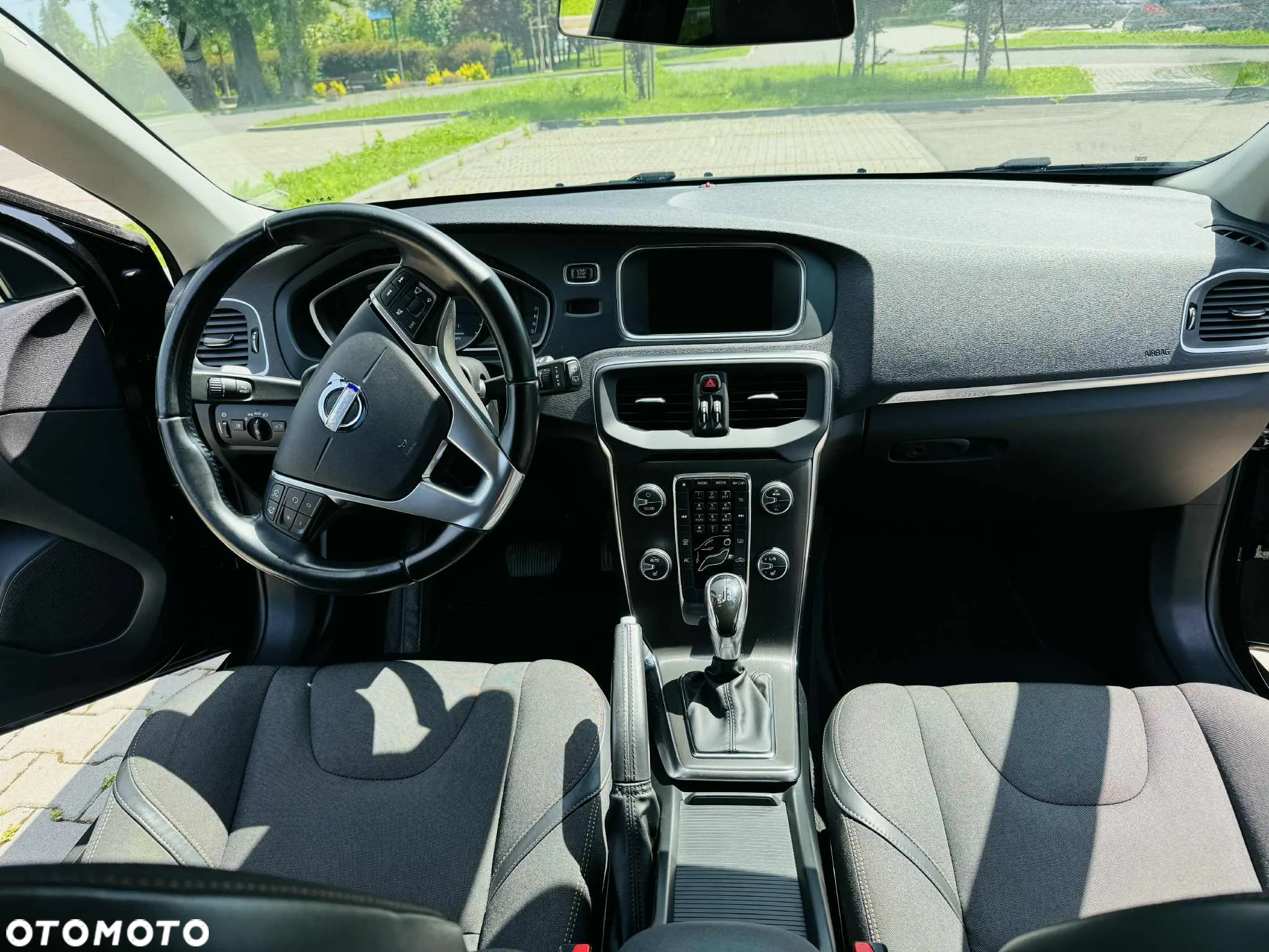 Volvo V40 Cross Country T4 AWD Momentum - 16