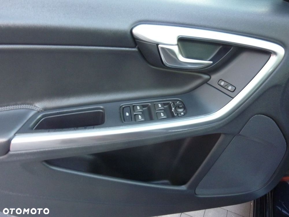 Volvo V60 - 32