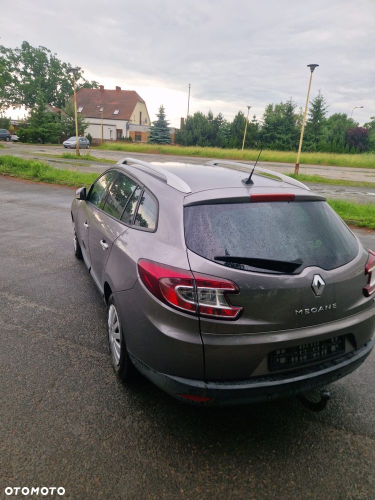 Renault Megane 1.5 dCi Zen EDC - 5