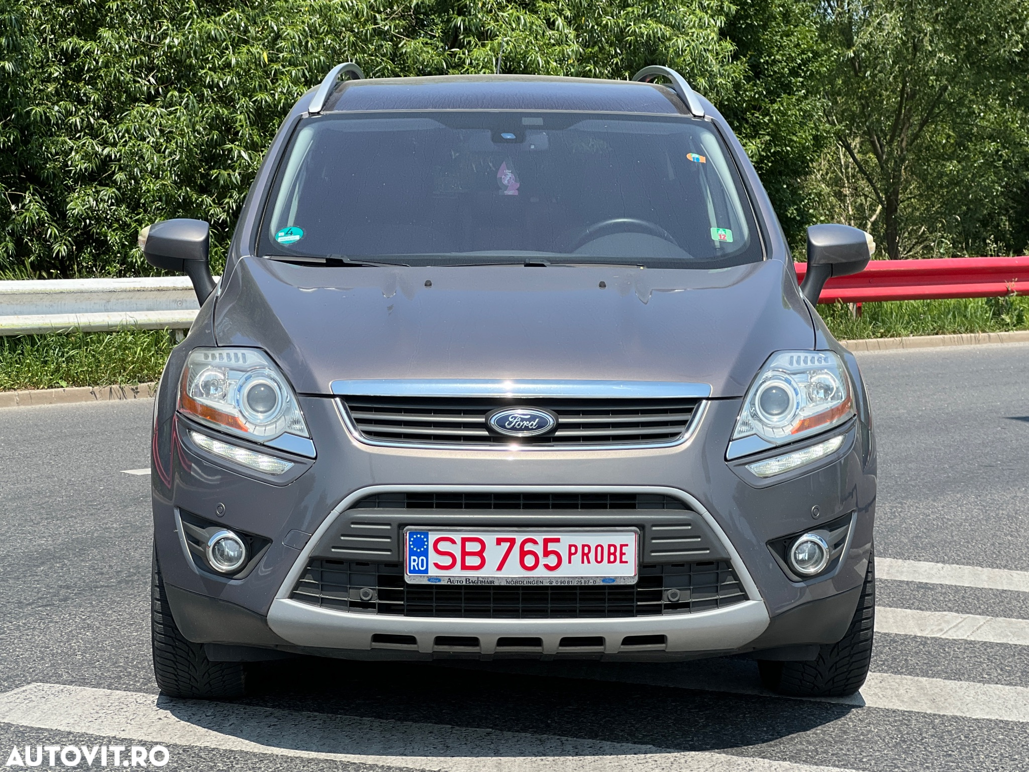 Ford Kuga 2.0 TDCi 4WD Powershift Titanium - 8