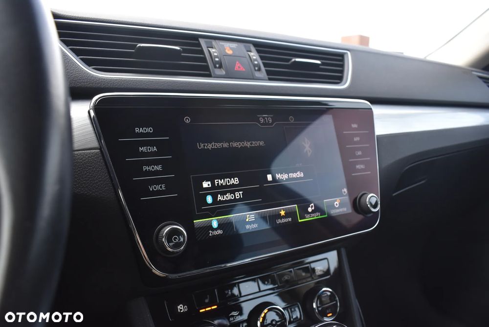 Skoda Superb 2.0 TDI SCR Ambition DSG - 29