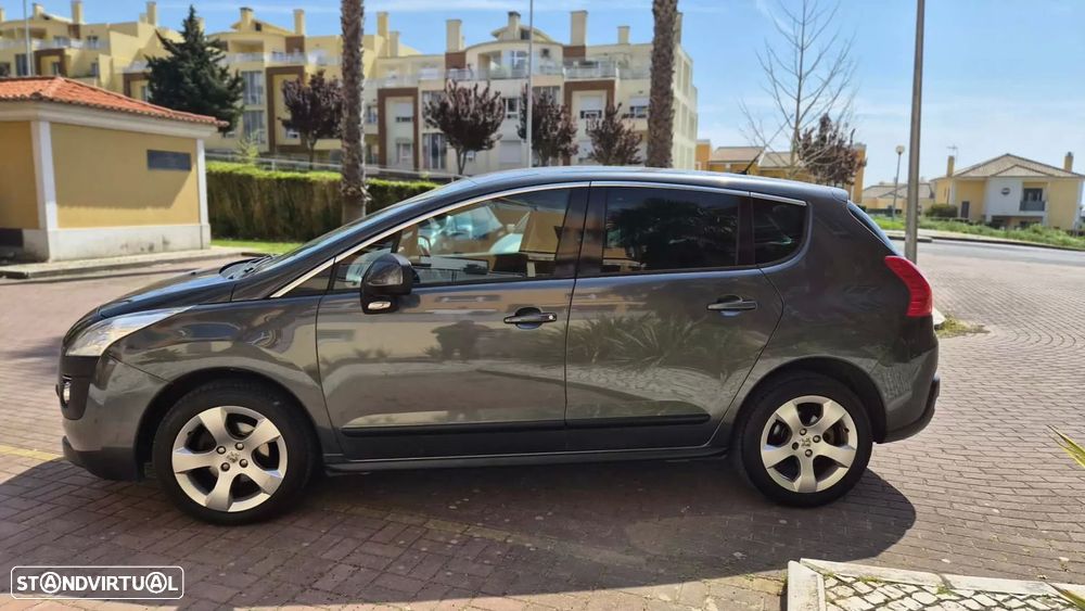 Peugeot 3008 1.6 HDi Allure - 9