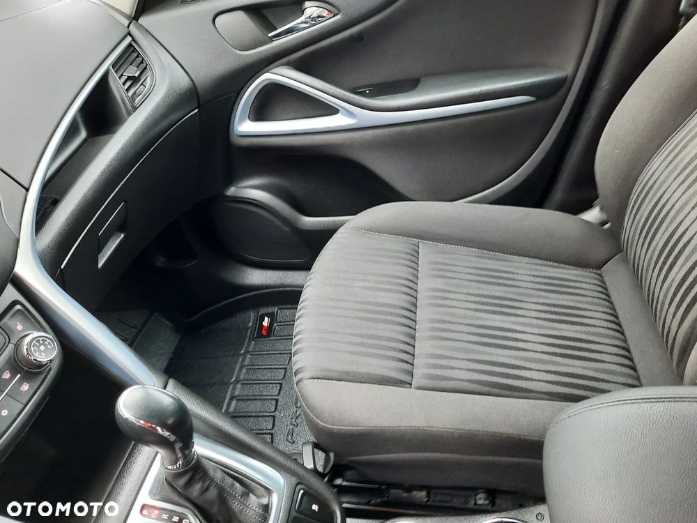 Opel Zafira - 21