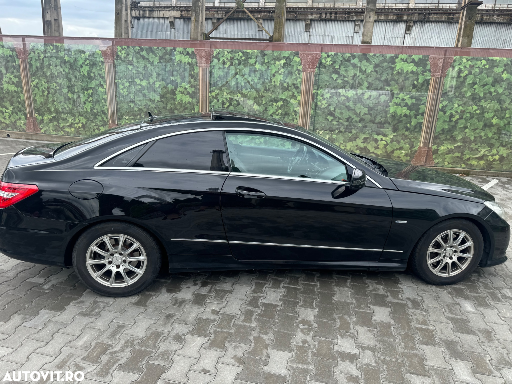 Mercedes-Benz E 220 CDI Coupe 7G-TRONIC - 20