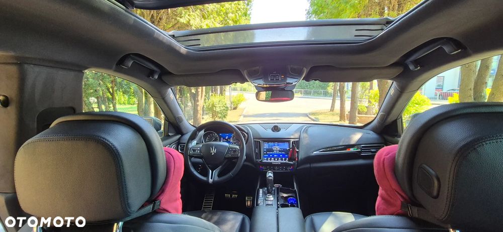 Maserati Levante S Q4 - 15
