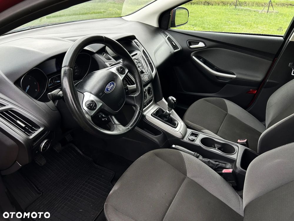 Ford Focus 1.6 TDCi DPF Champions Edition - 14