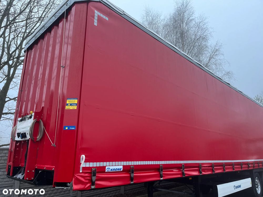 Krone FIRANKA //STANDARD//HYDRAULICZNIE PODNOSZONY DACH - 11