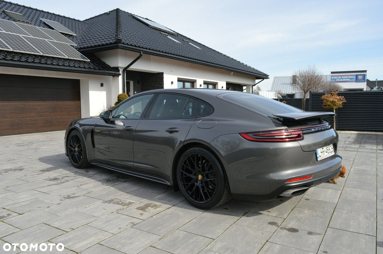Porsche Panamera - 10