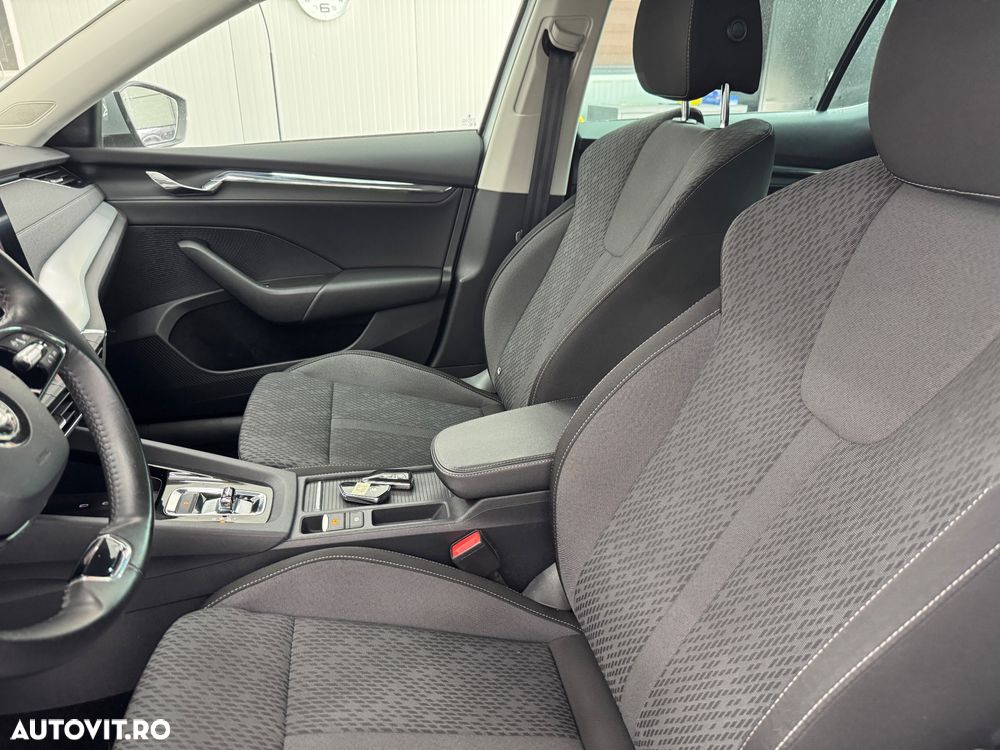 Skoda Octavia 2.0 TDI DSG Style - 9