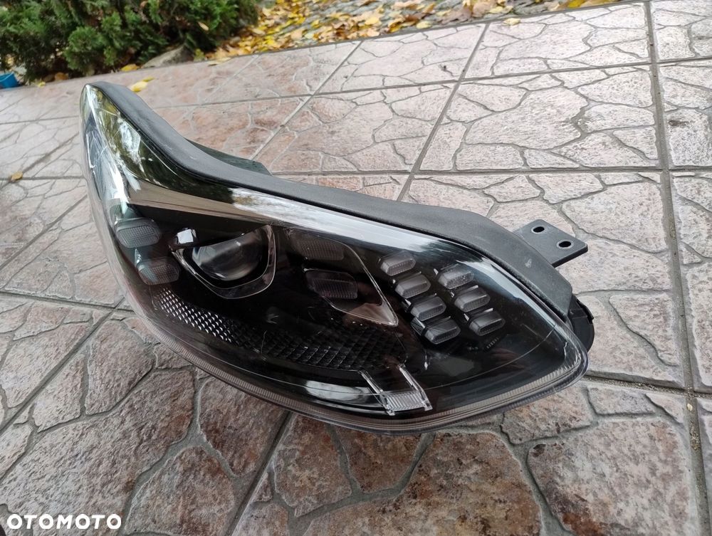 lampa prawa led kia sportage iv 4 92102f1500 - 6