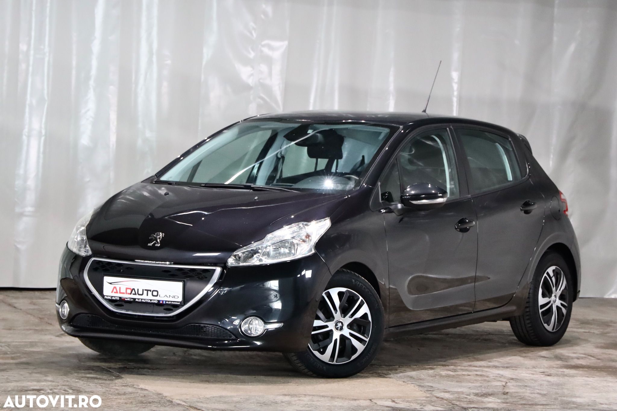 Peugeot 208 1.4 HDi FAP STT Active - 1