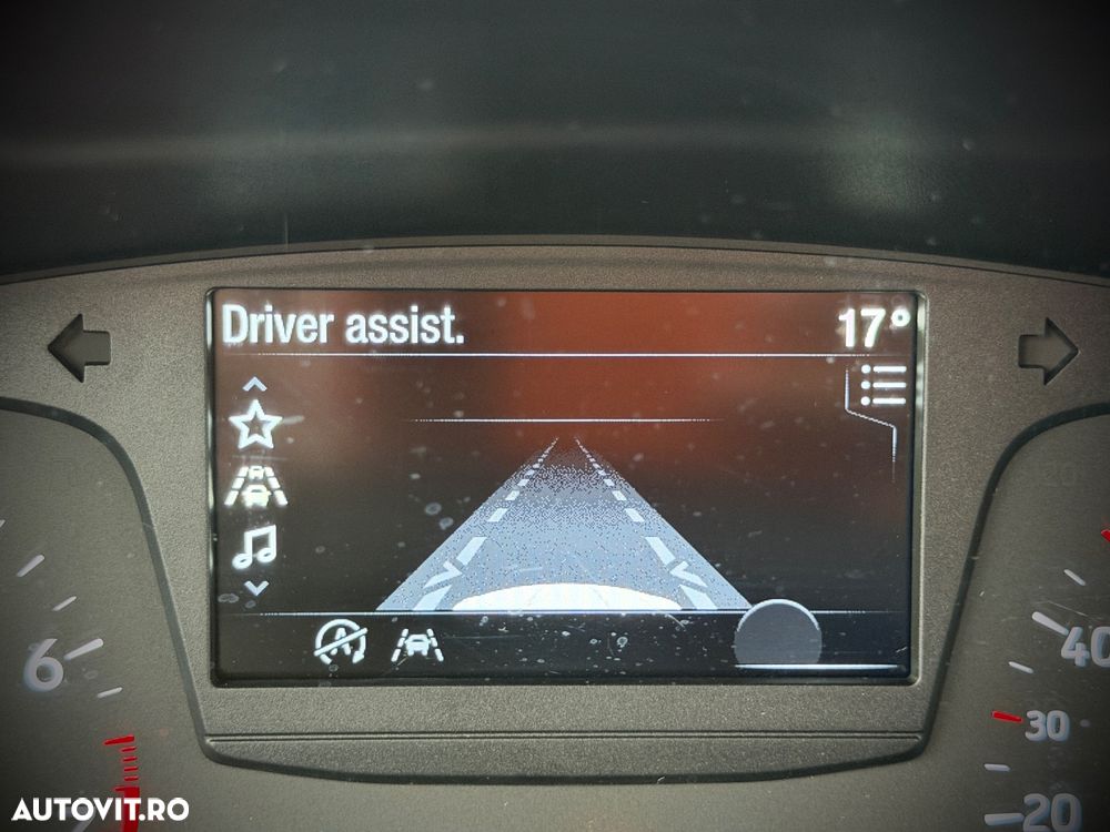 Ford Focus 1.0 EcoBoost Trend Edition - 10