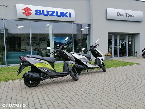 Suzuki Inny
