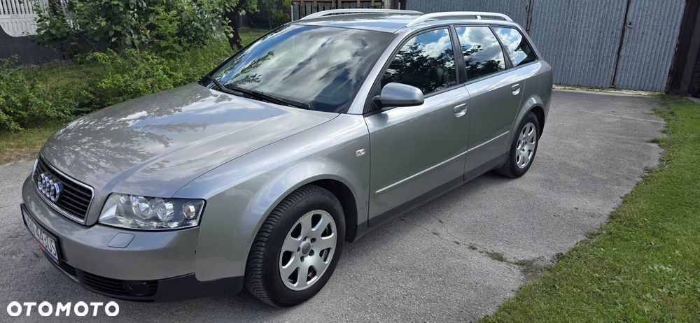 Audi A4 Avant - 1