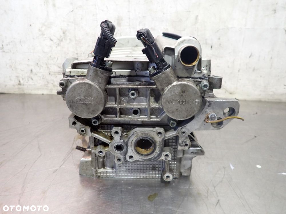 GŁOWICA LEWA AUDI A6 C5 LIFT 06C103373F - 5