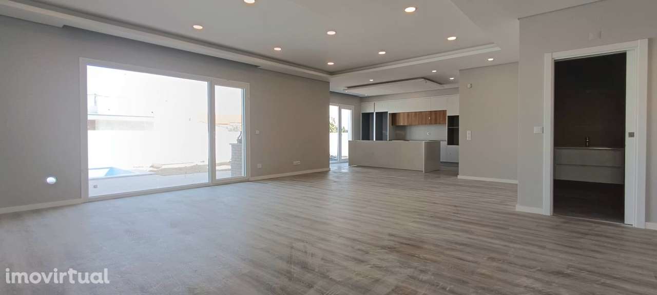 Moradia T4, Isolada – Azeitão - Grande imagem: 2/44