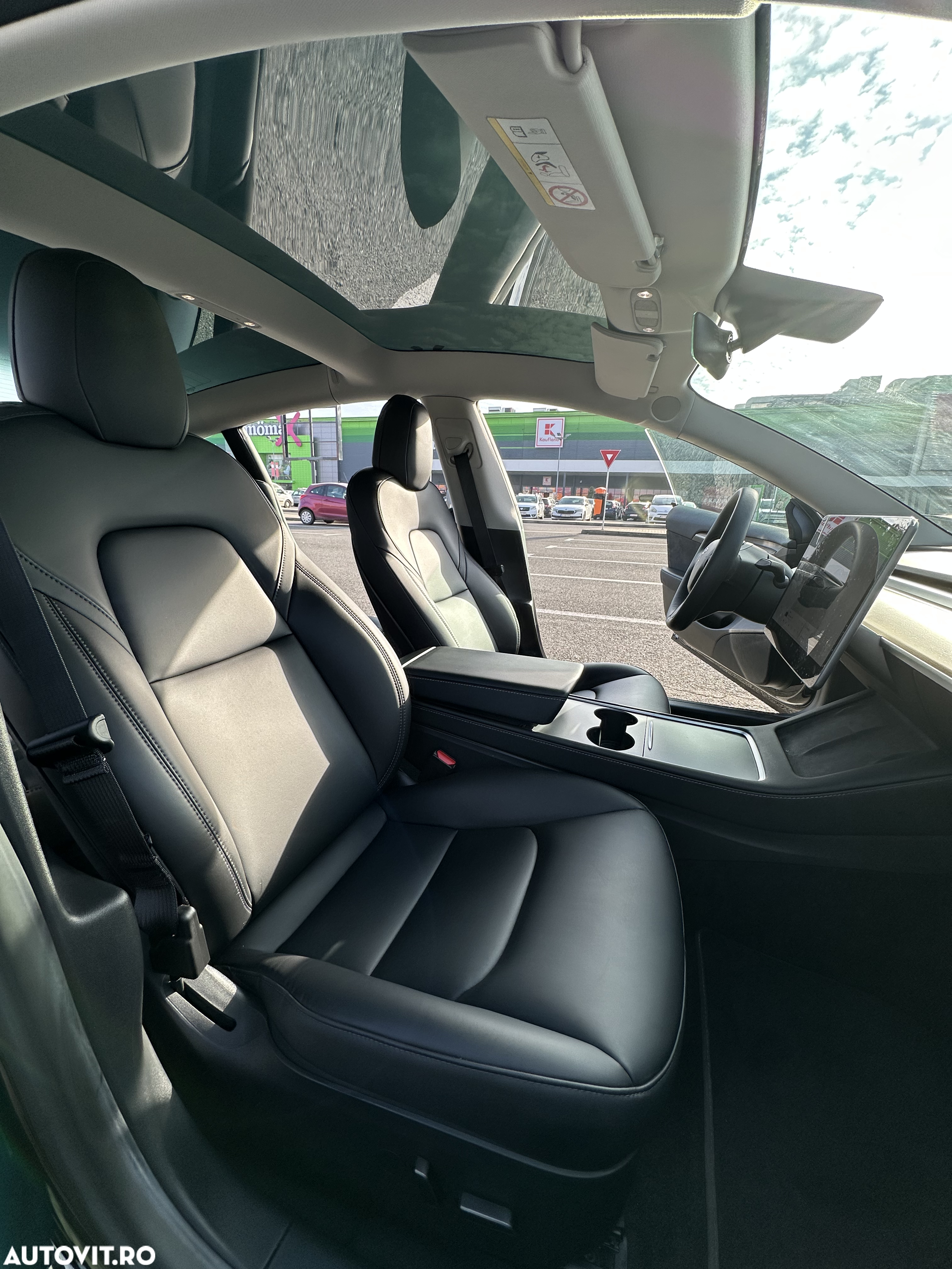 Tesla Model 3 - 18