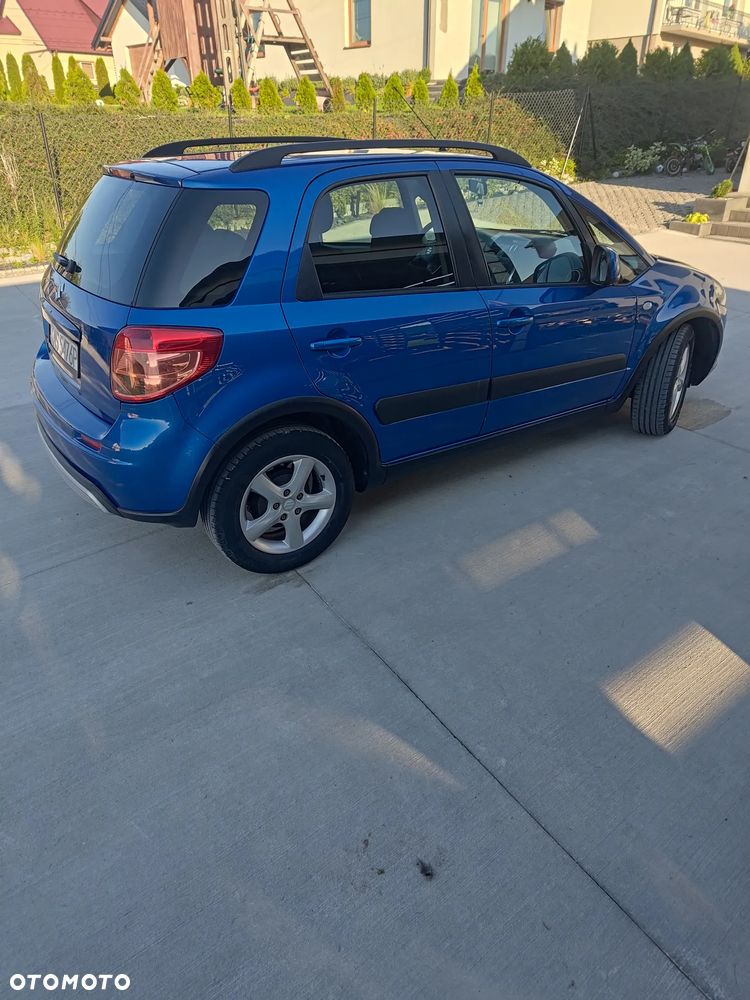 Suzuki SX4 - 5