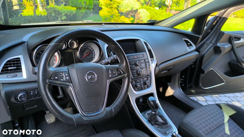 Opel Astra 1.4 Turbo - 10