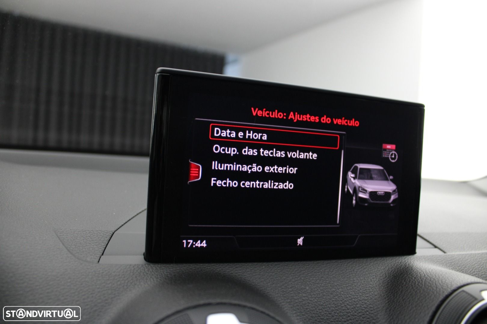 Audi Q2 30 TDI Design - 16