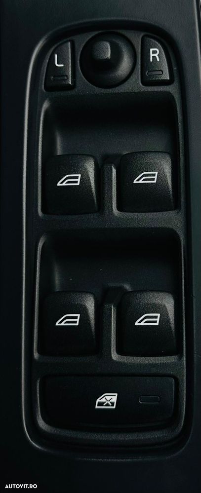 Volvo XC 60 D3 Geartronic Kinetic - 11