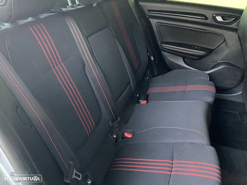 Renault Mégane Sport Tourer 1.5 Blue dCi R.S. Line EDC - 10