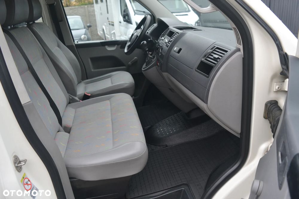 Volkswagen Transporter - 13