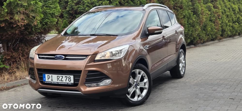 Ford Kuga 2.0 TDCi 2x4 Titanium - 3