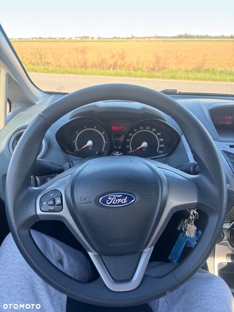 Ford Fiesta 1.25 Celebration - 13
