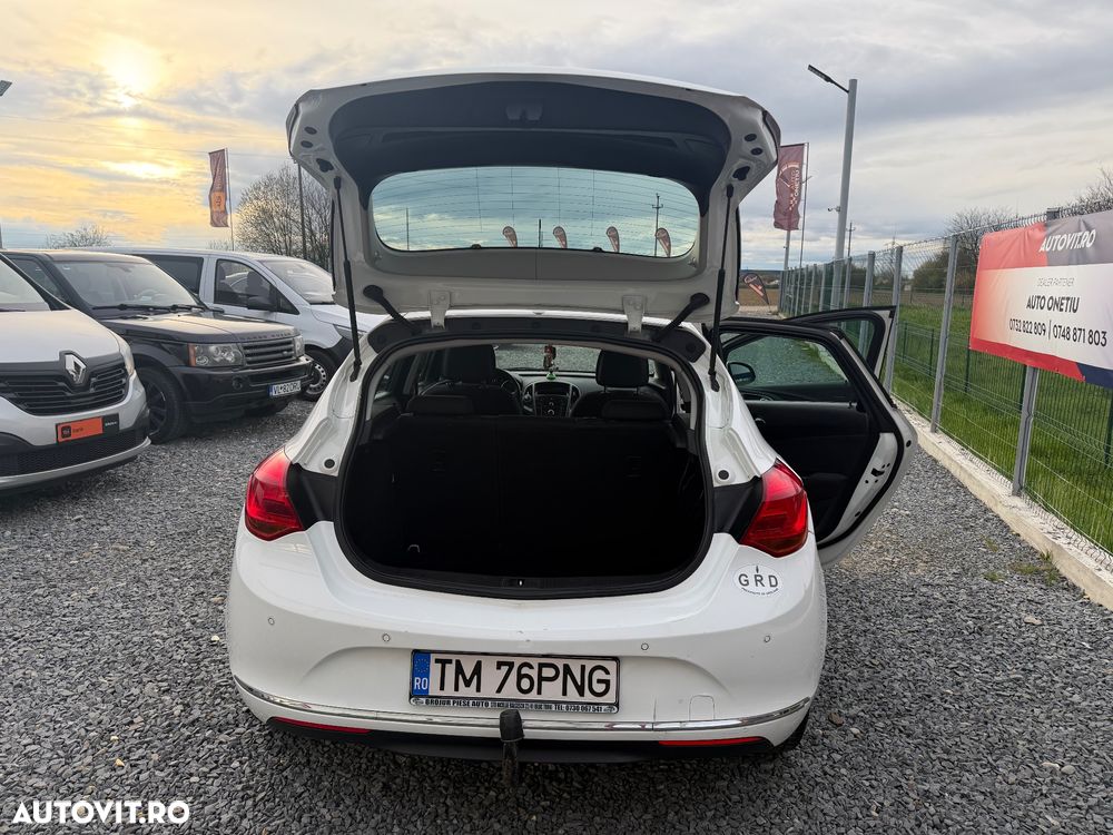 Opel Astra 1.4 Turbo Cosmo - 11