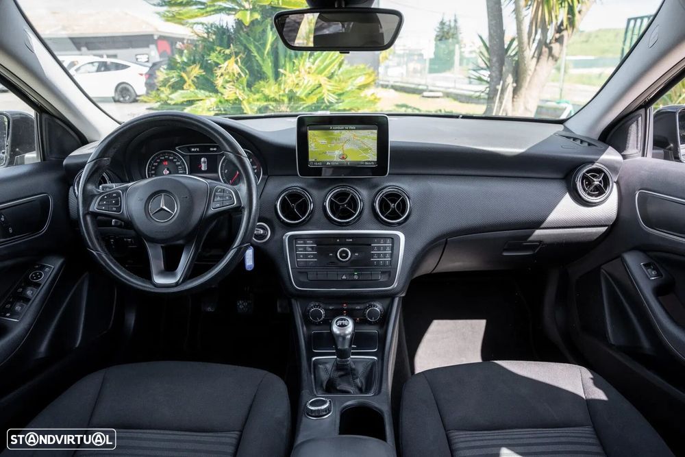 Mercedes-Benz A 180 d Fleet Pack Urban - 8