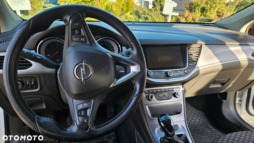 Opel Astra 1.6 CDTI Sport - 24