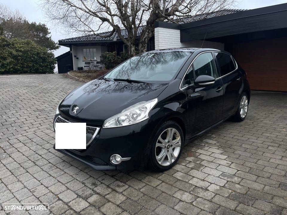 Peugeot 208 1.6 e-HDi Active - 1