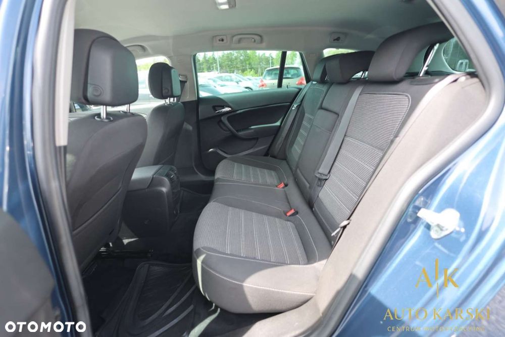 Opel Insignia - 33